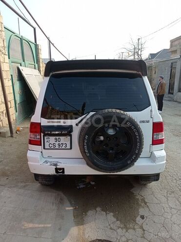 Mitsubishi Pajero io 1999, 100,000 km - 1.8 l - Bakı