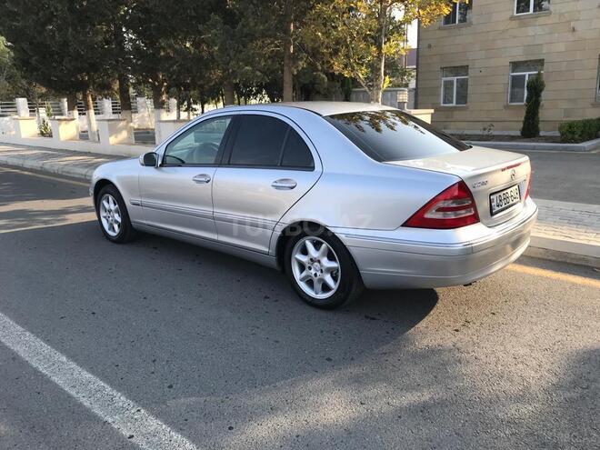 Mercedes C 240 2001, 232,100 km - 2.6 l - Şirvan