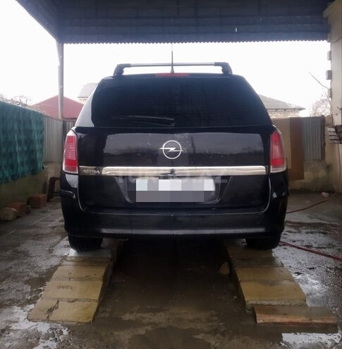 Opel Astra 2006, 139,000 km - 1.4 l - Qazax