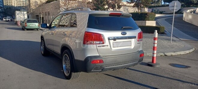 Kia Sorento 2012, 249,000 km - 2.0 l - Bakı