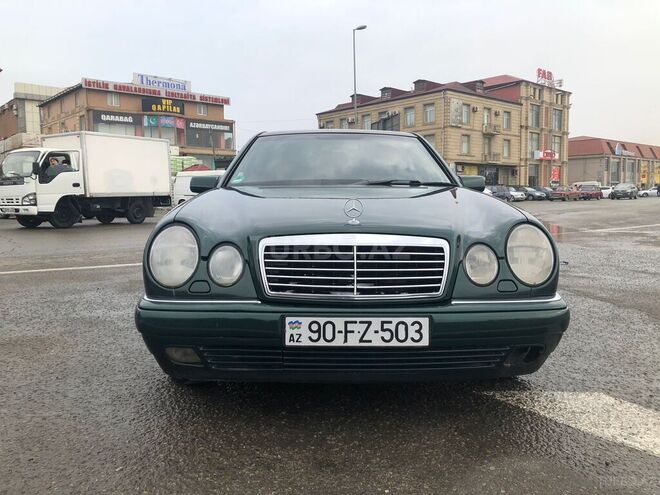 Mercedes E 230 1995, 330,000 km - 2.3 l - Bakı