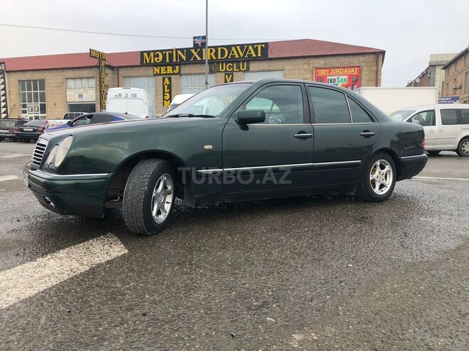 Mercedes E 230 1995, 330,000 km - 2.3 l - Bakı