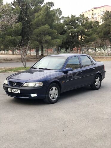 Opel Vectra 1996, 324,000 km - 1.8 l - Sumqayıt