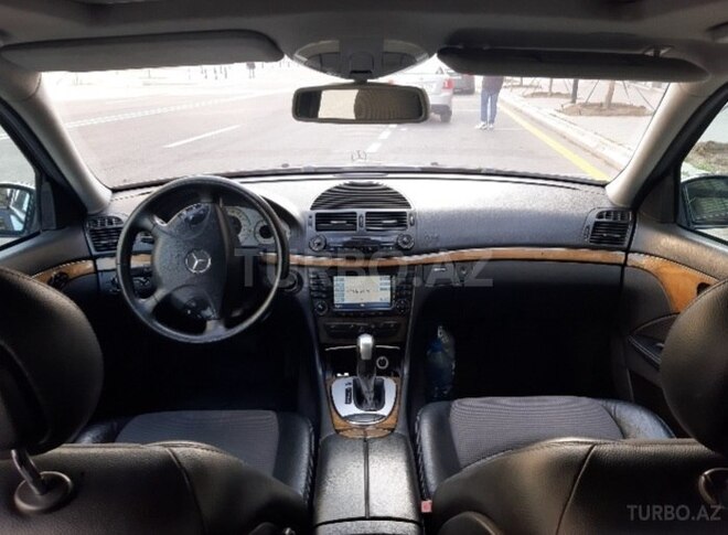 Mercedes E 320 2004, 292,000 km - 3.5 l - Bakı