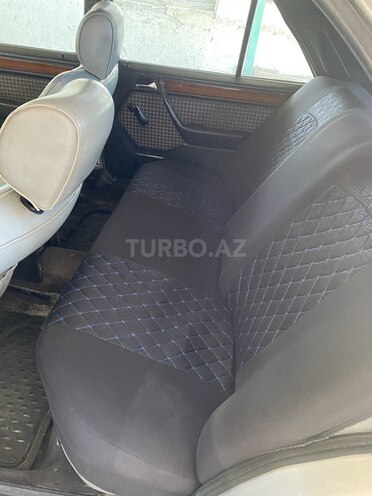 Mercedes E 230 1993, 716,038 km - 2.3 l - Füzuli