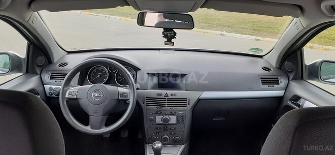 Opel Astra 2006, 194,228 km - 1.3 l - Bakı
