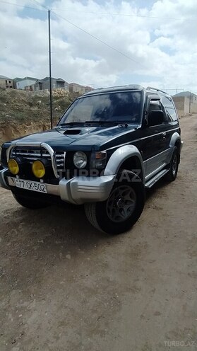 Mitsubishi Pajero 1996, 300,000 km - 2.8 л - Bakı