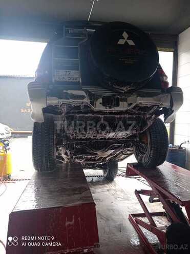 Mitsubishi Pajero 1996, 300,000 km - 2.8 л - Bakı