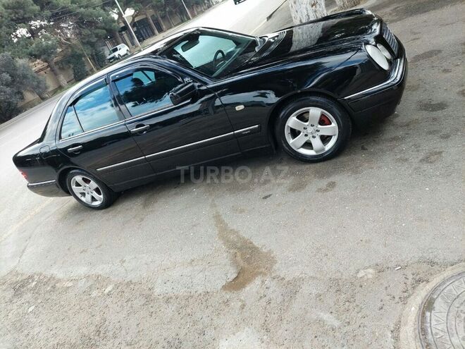 Mercedes E 240 1999, 315,000 km - 2.4 л - Bakı
