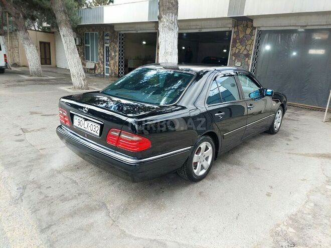 Mercedes E 240 1999, 315,000 km - 2.4 л - Bakı