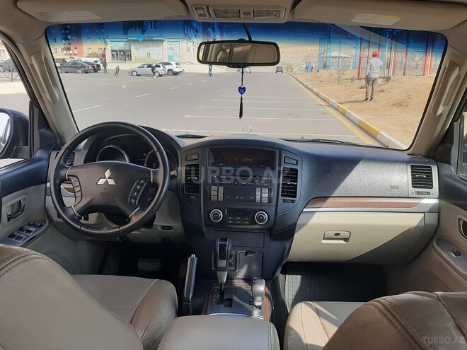 Mitsubishi Pajero 2007, 135,000 km - 3.0 l - Bakı