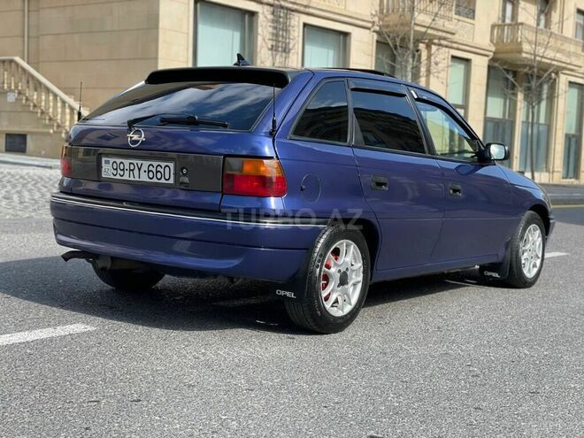Opel Astra 1997, 490,000 km - 1.6 l - Bakı