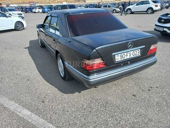 Mercedes E 200 1994, 336,800 km - 2.0 l - Bakı