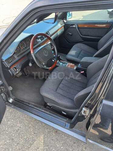 Mercedes E 200 1994, 336,800 km - 2.0 l - Bakı