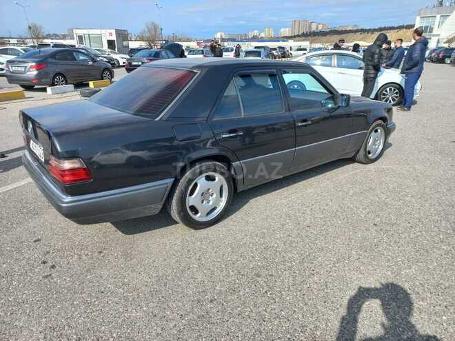 Mercedes E 200 1994, 336,800 km - 2.0 l - Bakı