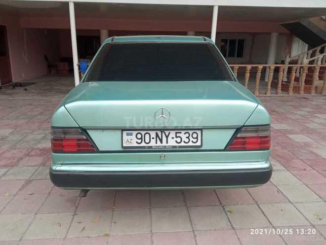 Mercedes E 200 1991, 538,200 km - 2.0 л - Ucar