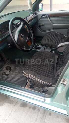 Mercedes E 200 1991, 538,200 km - 2.0 л - Ucar