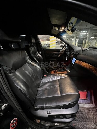 BMW 528 1999, 245,000 km - 2.8 l - Bakı