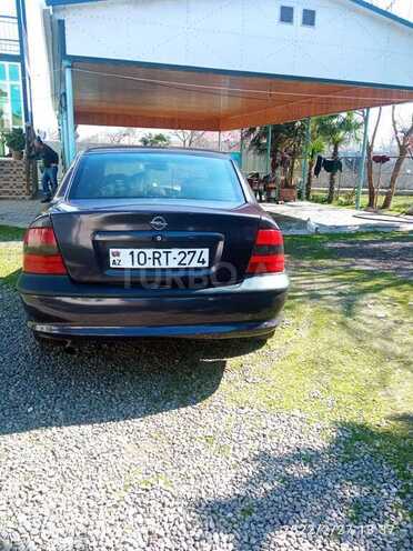Opel Vectra 1996, 250,000 km - 2.0 l - Masallı