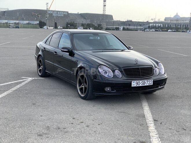 Mercedes E 240 2003, 244,747 km - 2.6 l - Bakı