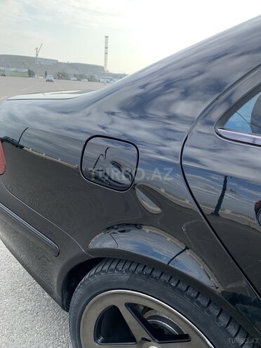 Mercedes E 240 2003, 244,747 km - 2.6 l - Bakı