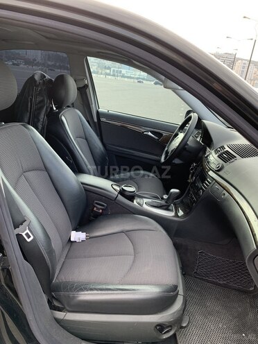 Mercedes E 240 2003, 244,747 km - 2.6 l - Bakı