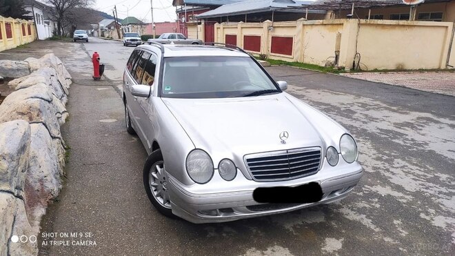 Mercedes E 240 2000, 358,051 km - 2.4 л - Şabran