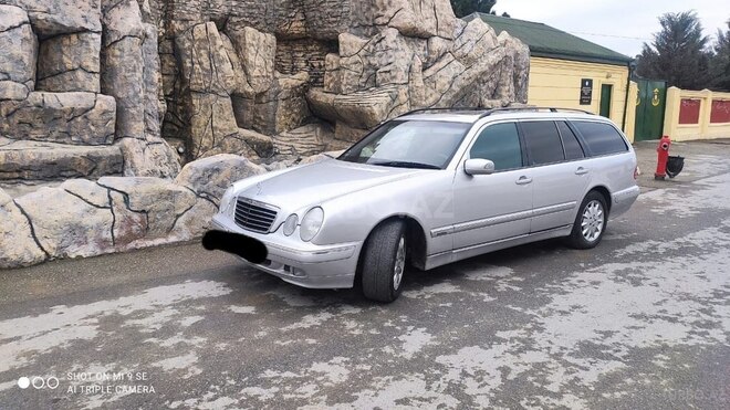 Mercedes E 240 2000, 358,051 km - 2.4 л - Şabran