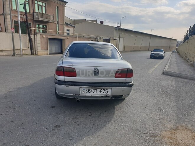 Opel Omega 1998, 289,620 km - 2.0 l - Bakı