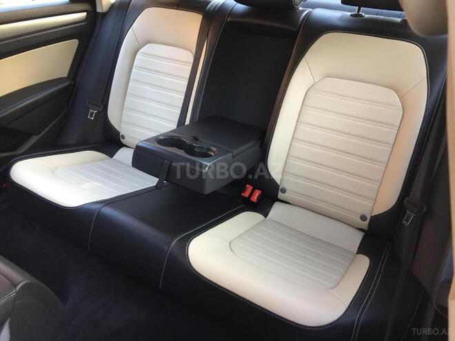 Volkswagen Passat 2015, 92,000 km - 1.8 l - Bakı