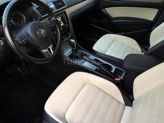 Volkswagen Passat 2015, 92,000 km - 1.8 l - Bakı