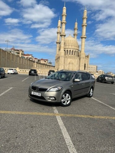 Kia Ceed 2010, 112,000 km - 1.4 л - Bakı