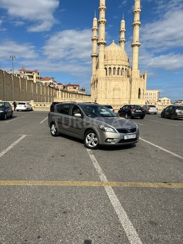 Kia Ceed 2010, 112,000 km - 1.4 л - Bakı
