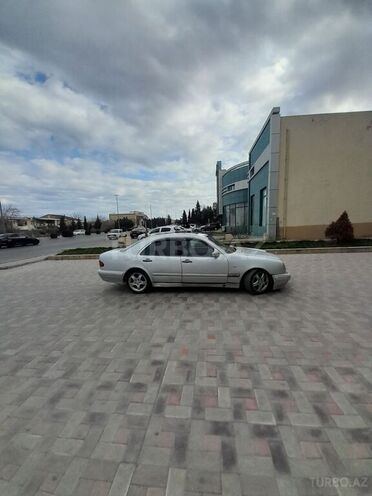 Mercedes E 280 1996, 178,860 km - 2.8 л - Sumqayıt
