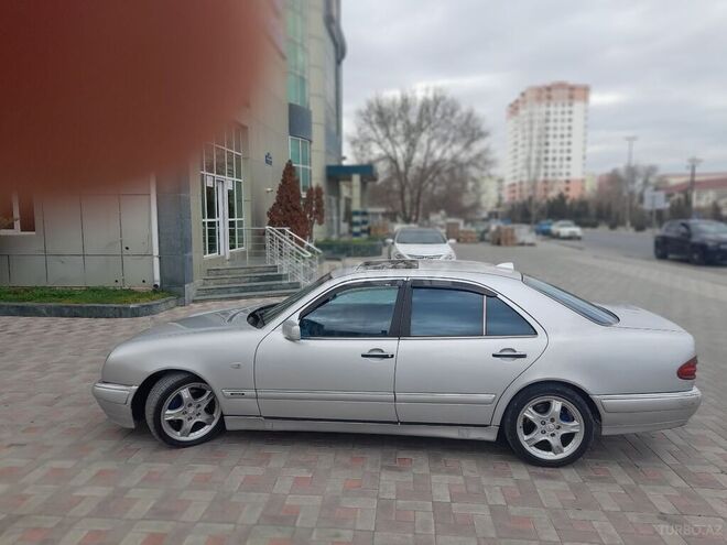 Mercedes E 280 1996, 178,860 km - 2.8 л - Sumqayıt