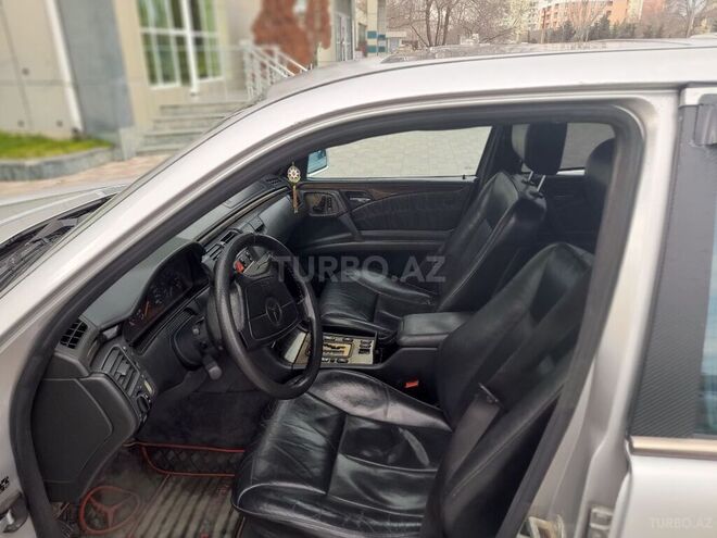 Mercedes E 280 1996, 178,860 km - 2.8 л - Sumqayıt
