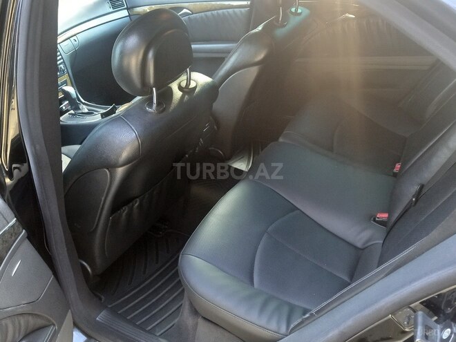 Mercedes E 220 2004, 356,000 km - 2.2 l - Bakı