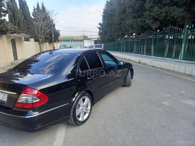 Mercedes E 220 2004, 356,000 km - 2.2 l - Bakı