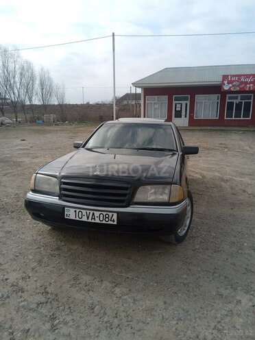 Mercedes C 200 1995, 300,000 km - 2.0 l - Sabirabad