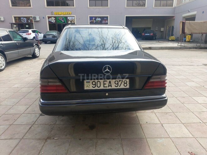 Mercedes E 230 1992, 381,716 km - 2.3 л - Sumqayıt