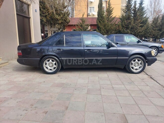 Mercedes E 230 1992, 381,716 km - 2.3 л - Sumqayıt
