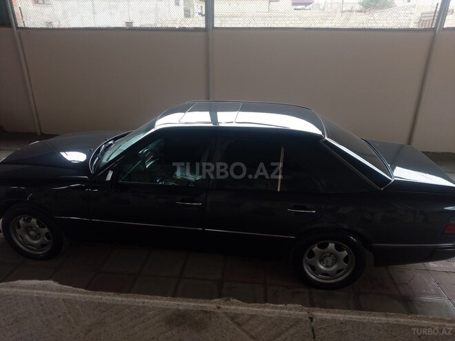 Mercedes E 230 1992, 381,716 km - 2.3 л - Sumqayıt