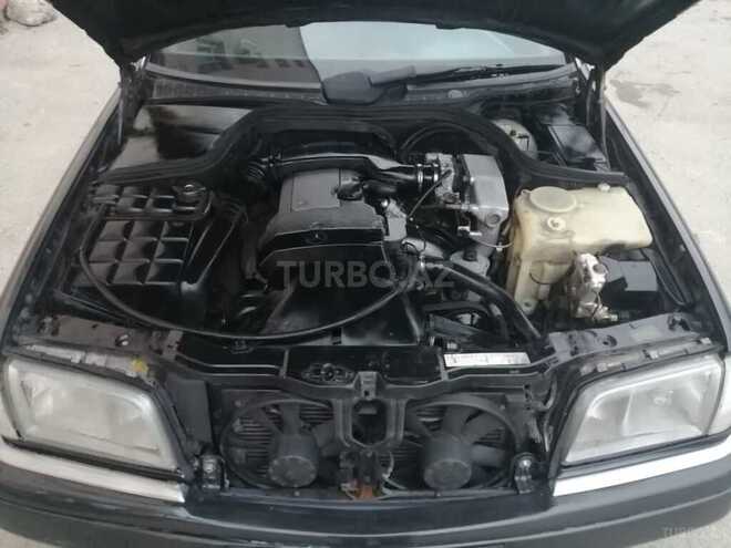 Mercedes C 220 1994, 370,000 km - 2.2 l - Bakı