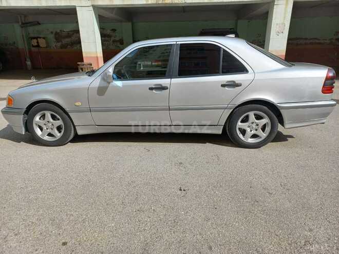 Mercedes C 200 1999, 260,000 km - 2.0 l - Bakı