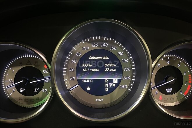 Mercedes CLS 350 2011, 141,000 km - 3.5 л - Bakı