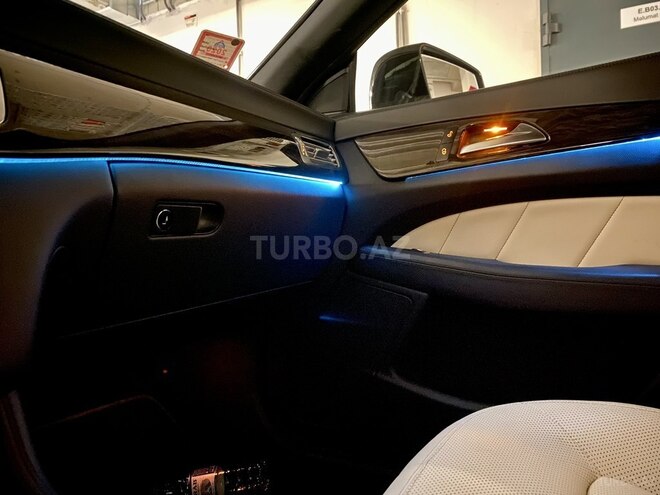 Mercedes CLS 350 2011, 141,000 km - 3.5 л - Bakı