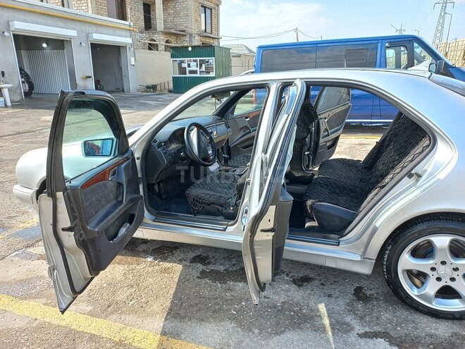 Mercedes E 300 1995, 599,000 km - 3.0 l - Bakı