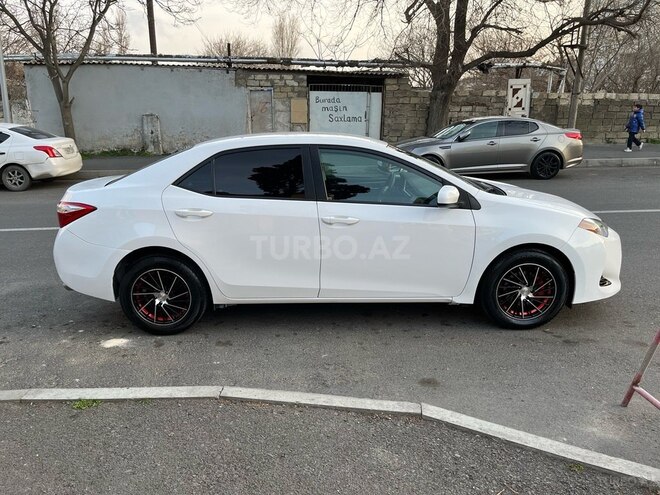 Toyota Corolla 2017, 85,000 km - 1.8 л - Bakı