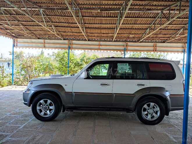 Hyundai Terracan 2002, 260,000 km - 2.5 l - Biləsuvar