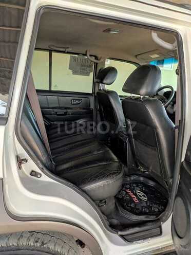 Hyundai Terracan 2002, 260,000 km - 2.5 l - Biləsuvar